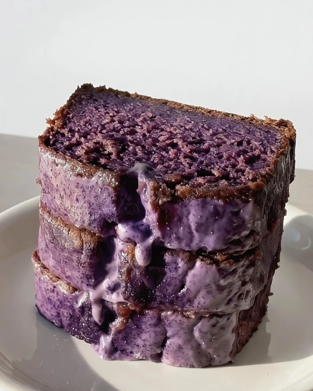 Banana Bread all'Ube Sofficissimo con Glassa Viola all'Ube